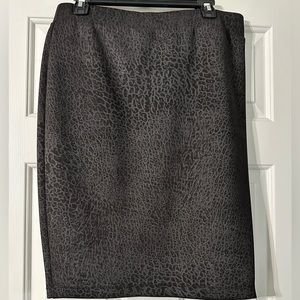 BCX Animal Print Pencil Skirt